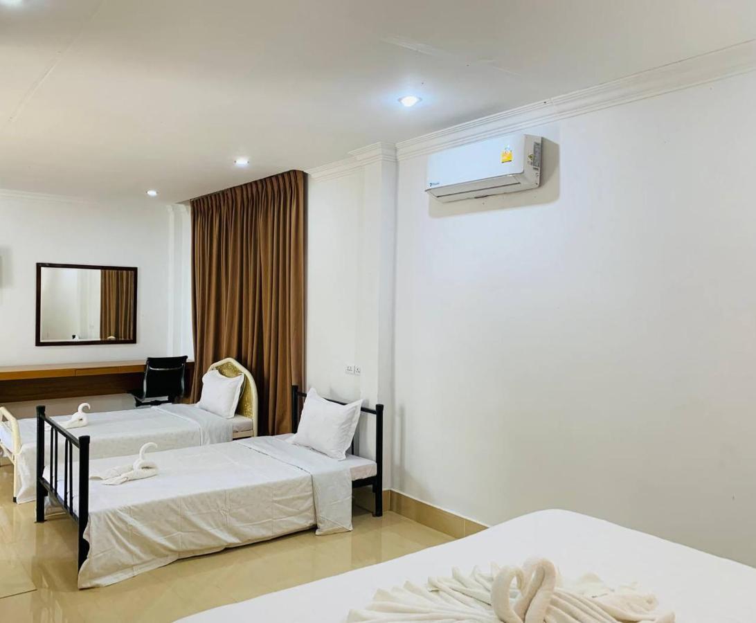 studio 80 m² dengan 1 kamar mandi pribadi di Pantai Coconut Derm Tkov Village Bagian luar foto