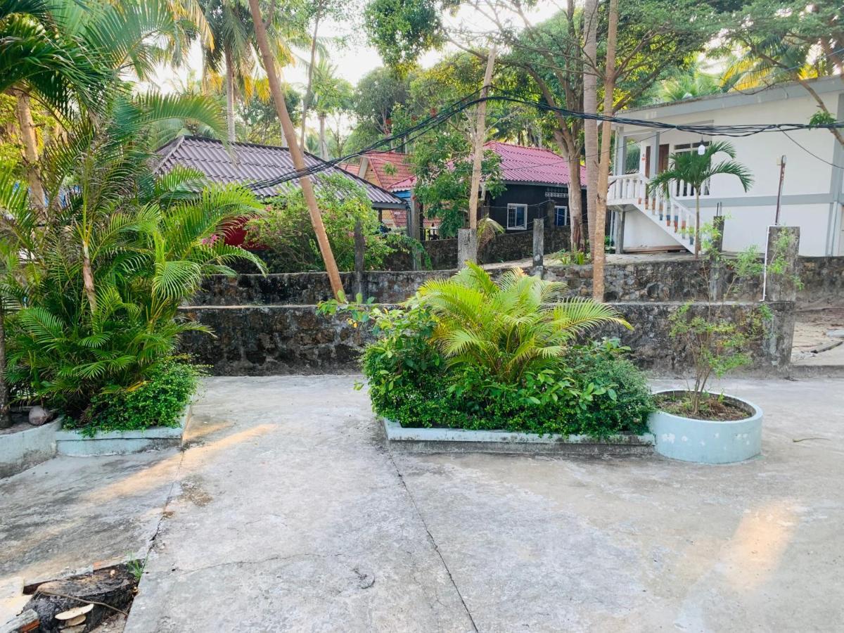 studio 80 m² dengan 1 kamar mandi pribadi di Pantai Coconut Derm Tkov Village Bagian luar foto