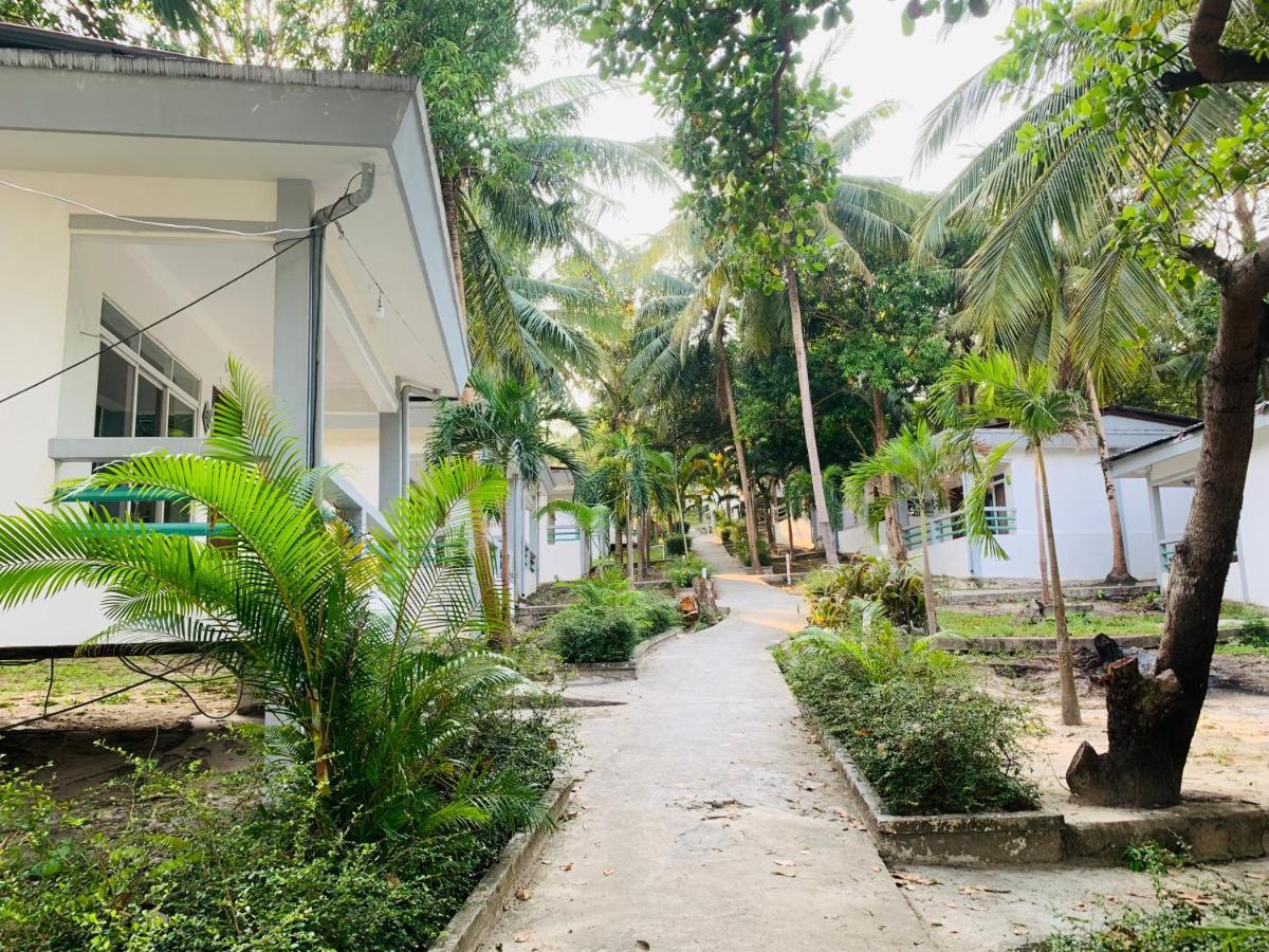 studio 80 m² dengan 1 kamar mandi pribadi di Pantai Coconut Derm Tkov Village Bagian luar foto