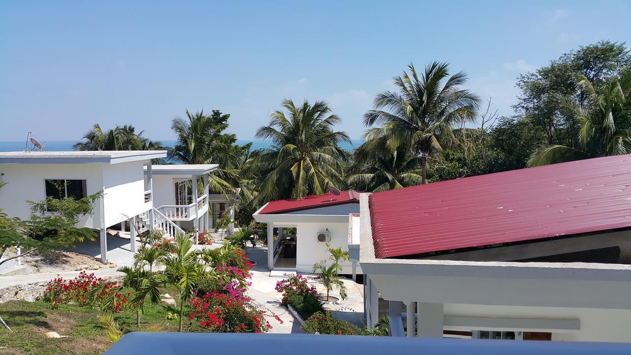studio 80 m² dengan 1 kamar mandi pribadi di Pantai Coconut Derm Tkov Village Bagian luar foto
