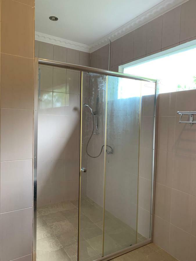 studio 80 m² dengan 1 kamar mandi pribadi di Pantai Coconut Derm Tkov Village Ruang foto