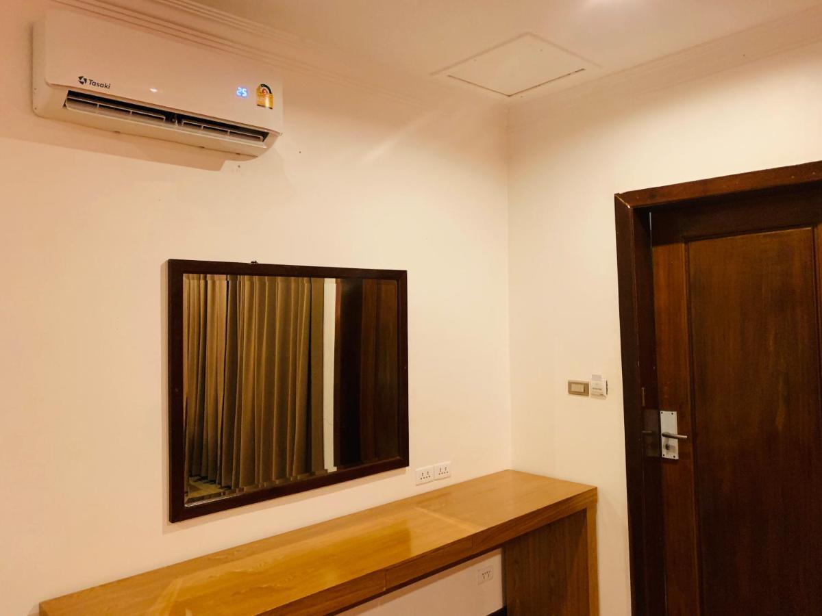 studio 80 m² dengan 1 kamar mandi pribadi di Pantai Coconut Derm Tkov Village Bagian luar foto