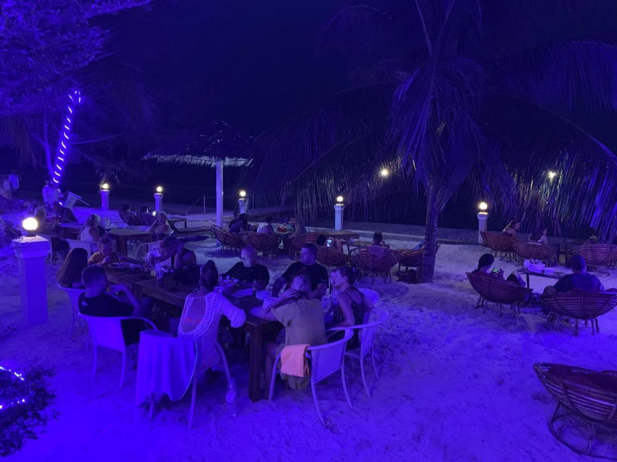 studio 80 m² dengan 1 kamar mandi pribadi di Pantai Coconut Derm Tkov Village Bagian luar foto